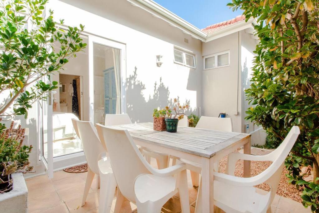 The Grosvenor Guest House & Self Catering Simonʼs Town Exterior foto